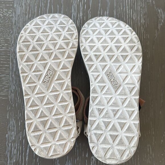 Teva Platform Women’s Metallic Universal Sandals Casual Shoes Size 8 EUC - Picture 8 of 12